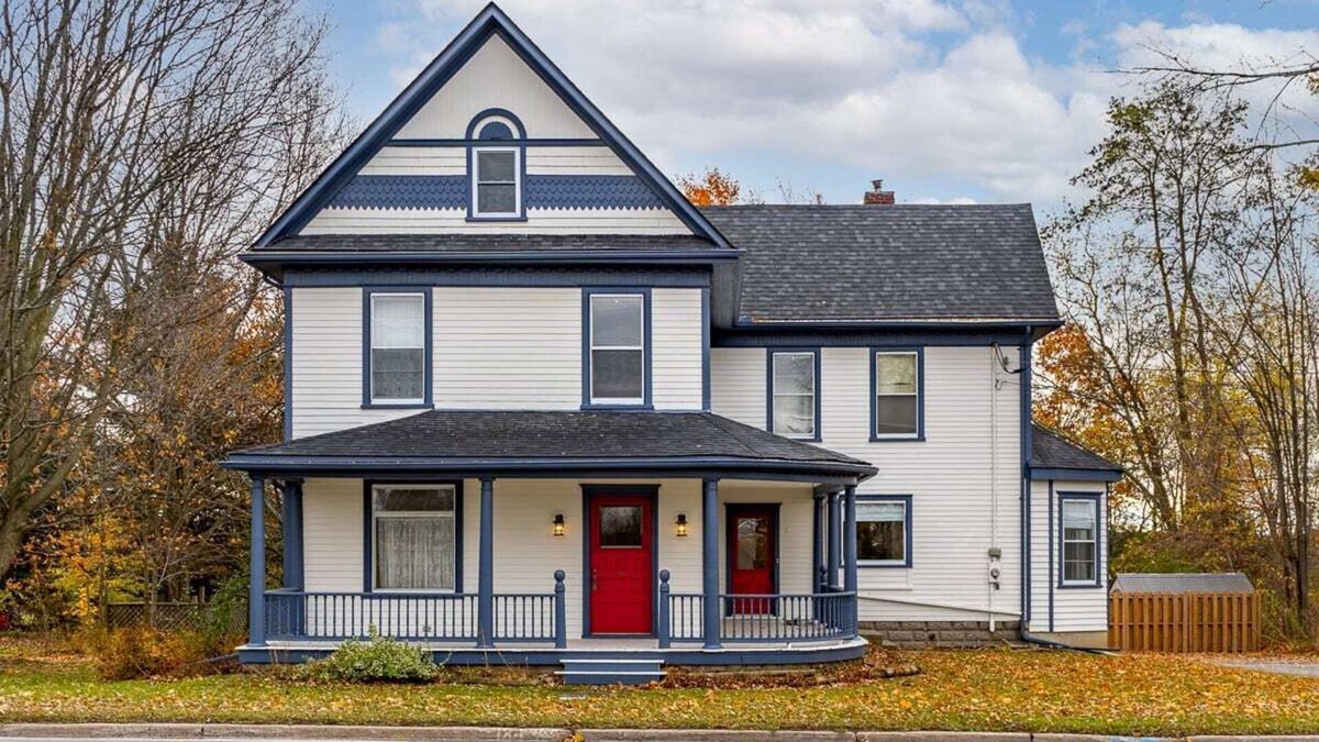 Prince Edward House | Welcome to The Carrington!