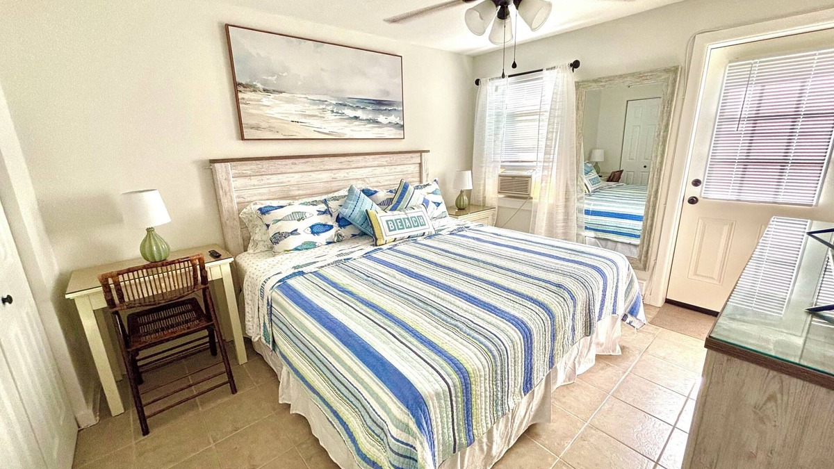Dover Beaches North Apartment | Welcome to The Perfect Break — Your Cozy Coastal Getaway!