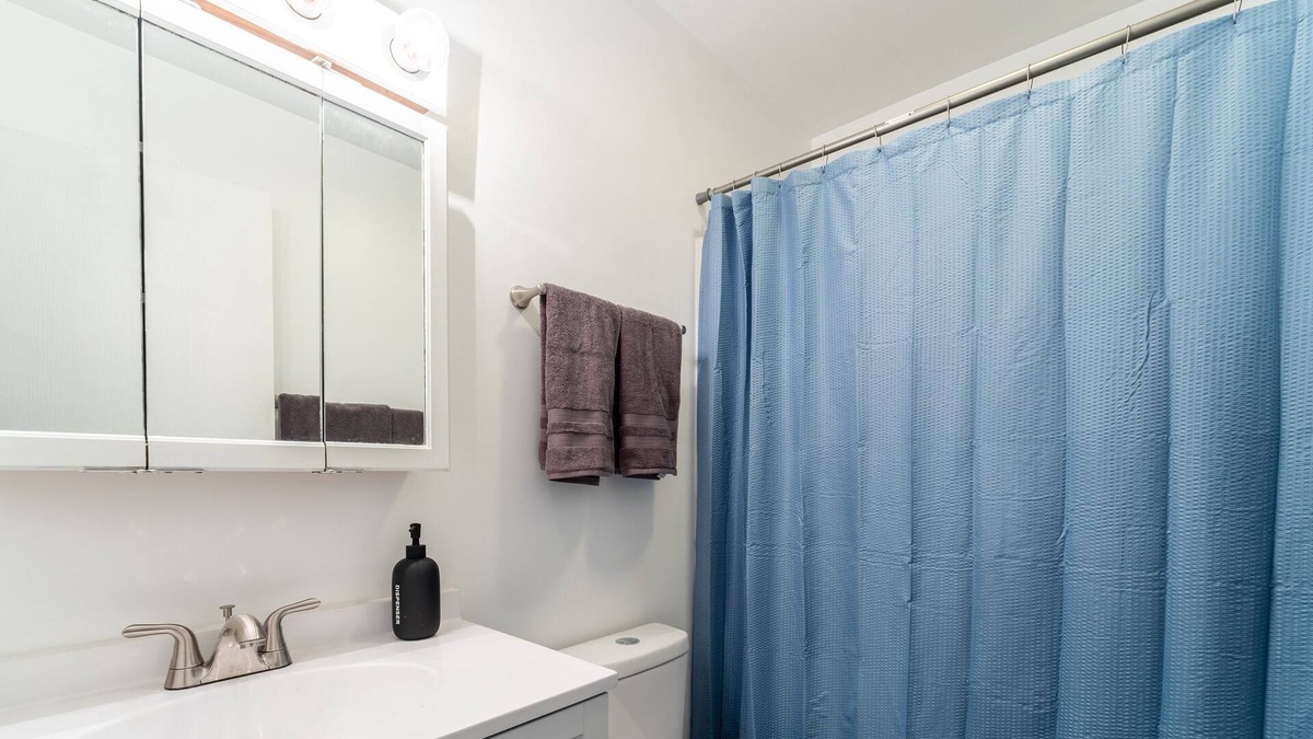 Woodburn House | Welcome to the Row House, Townhome minutes from Morgantown WV