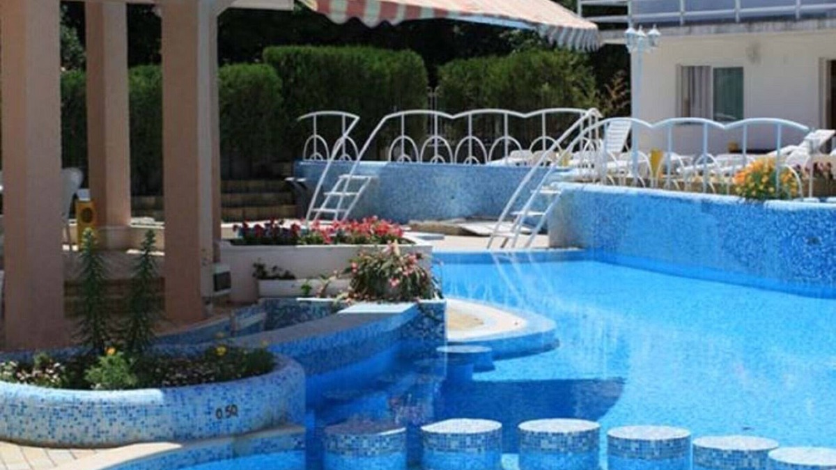 Golden Sands Villa | Welcome to Villa Bellevue!