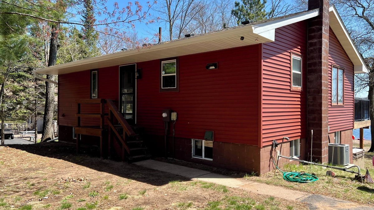 Webb Lake House | 🌟 Welcome to your dream vacation at Lily Lake in Webb Lake, Wisconsin! 🌟