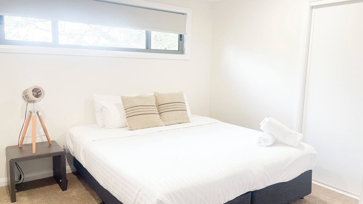 Wagga Wagga Apartment | Welcome to your luxurious retreat in central Wagga Wagga!