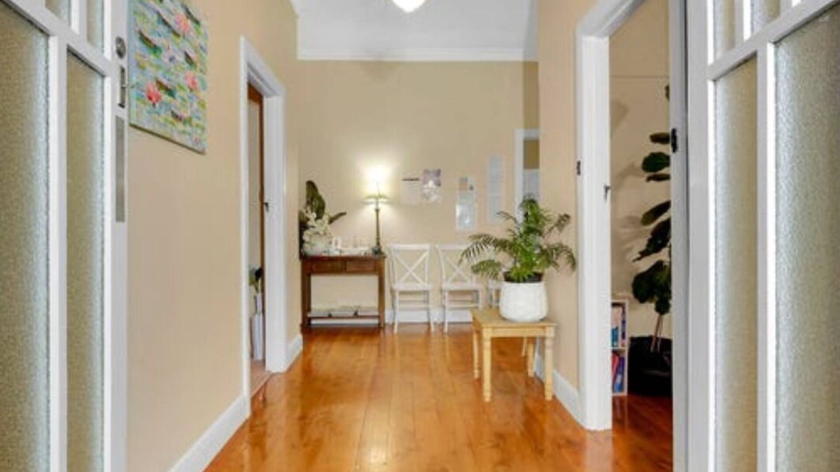 Shepparton House | Welcome to your perfect getaway in the heart of Shepparton! Nestled in the CBD