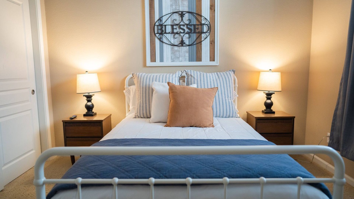 Visalia House | Welcome to your spacious home away from home!