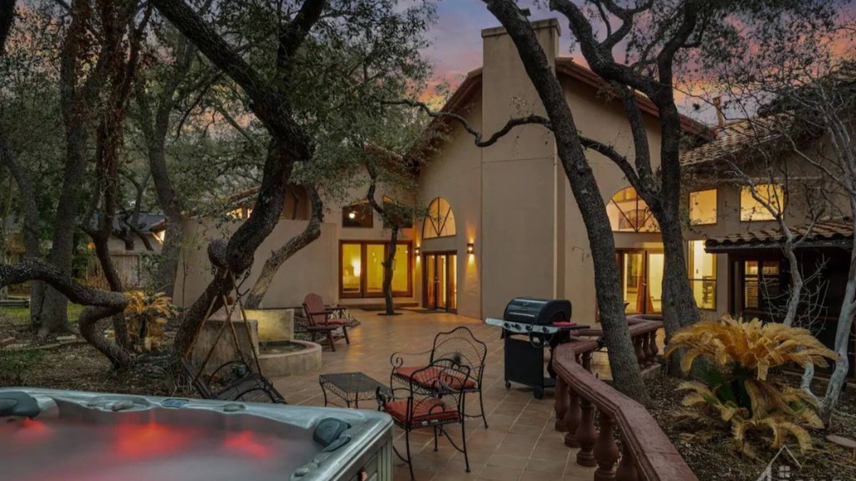 Wetmore Villa | Welcome! Unwind in this stunning Villa and relax in the private hot tub!