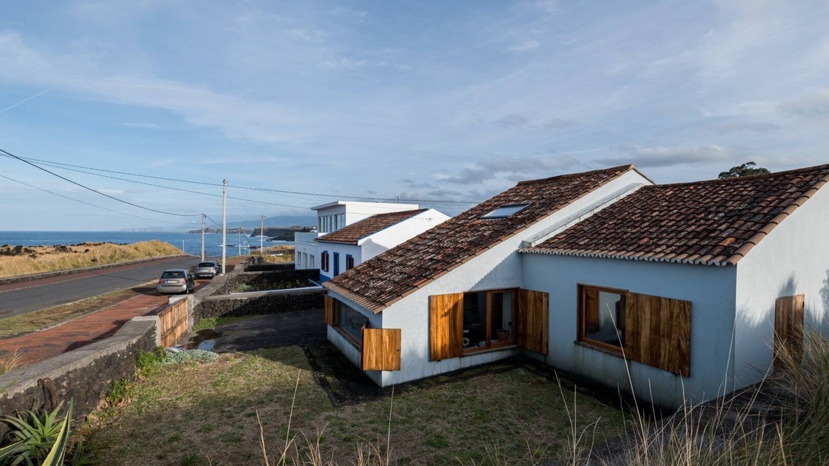 Capelas House | WelcomeBuddy - Azorinas - Ocean & Natural Pools