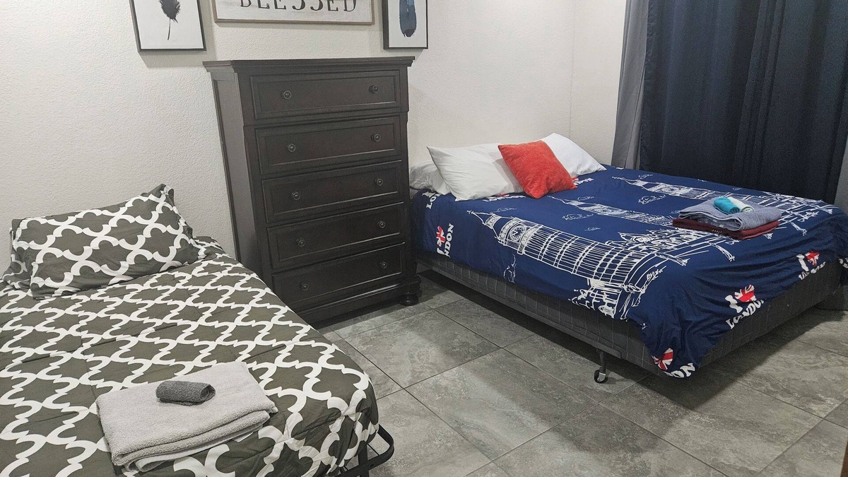 Las Vegas Apartment | Welcoming 2-bedroom apartment with AC in vibrant Las Vegas