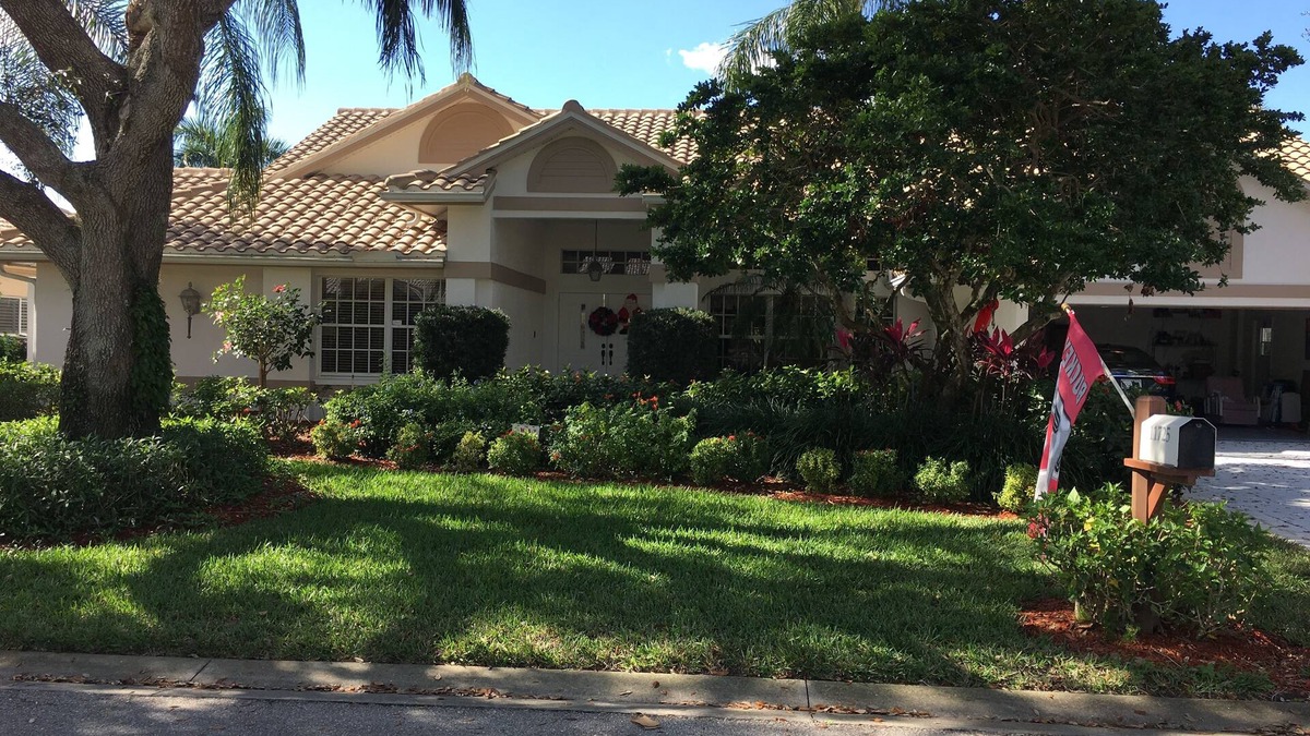 Timber Ridge House | Welcoming 3 bedroom house with pool in charming Fort Myers