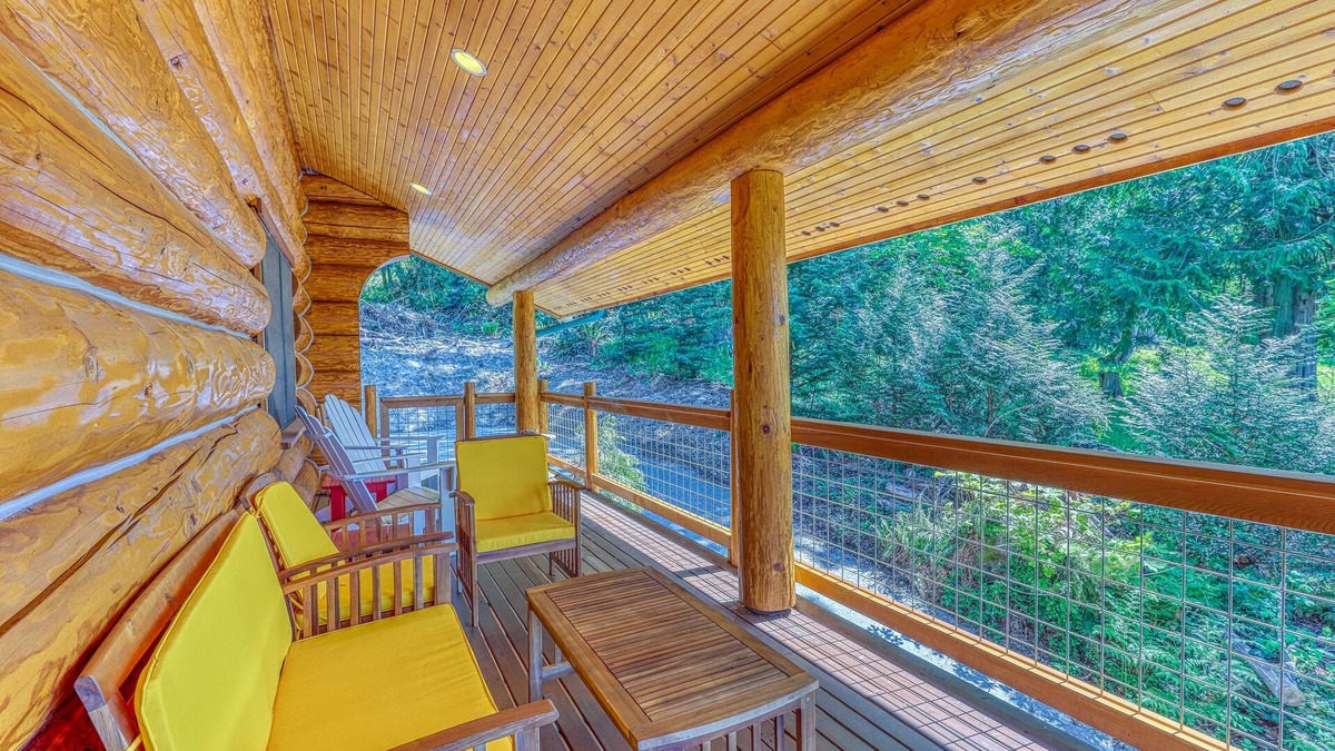 Camano Island Cabin | Welcoming cabin with WiFi, cable, full kitchen, decks & BBQ