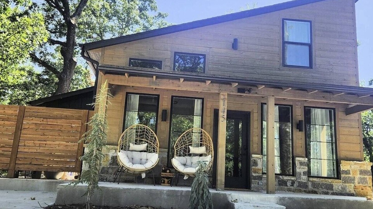 Eufaula House | Welcoming Guesthouse in Patriot Pointe on Lake Eufaula!