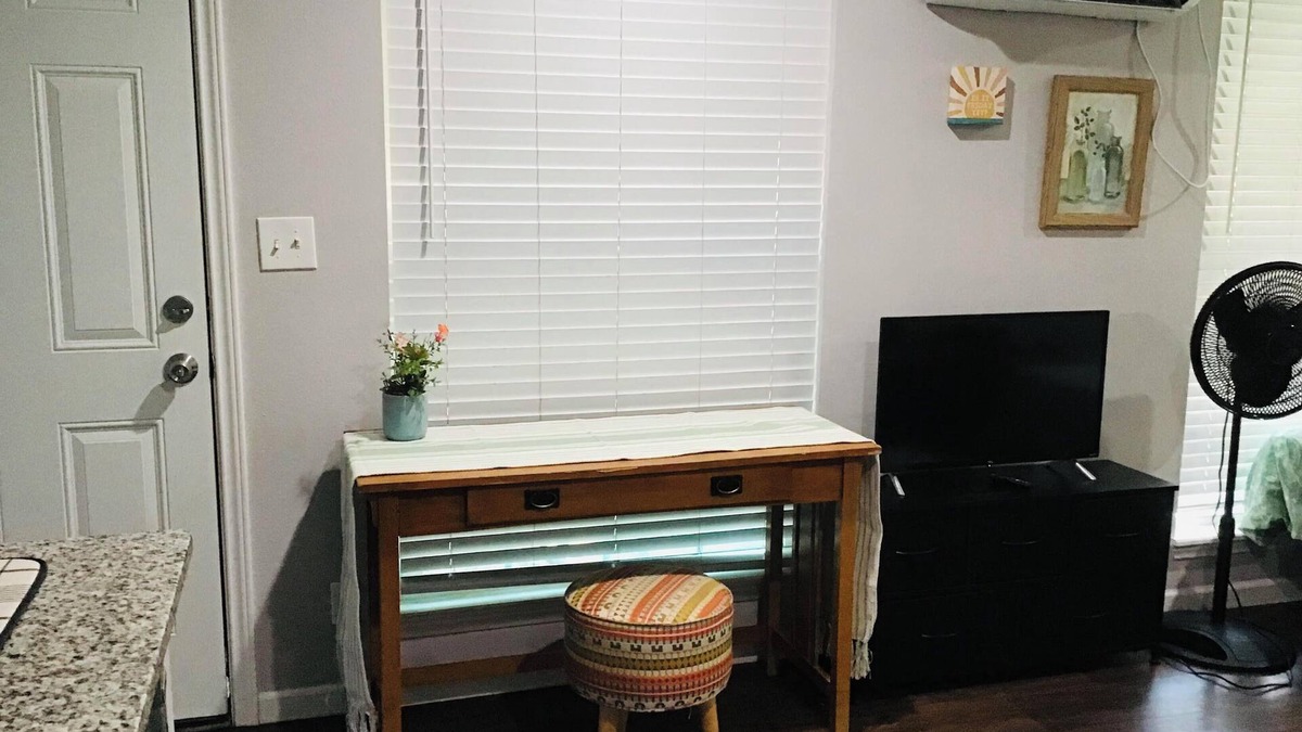Downtown San Antonio Apartment | Welcoming studio with AC near downtown San Antonio