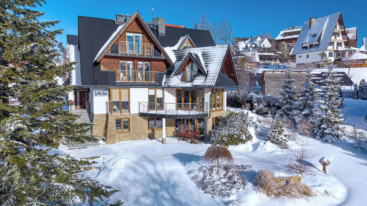 Bukowina Tatrzanska Bed & Breakfast | Welcoming VILLA PARK bed & breakfast in Bukowina Tatrzańska