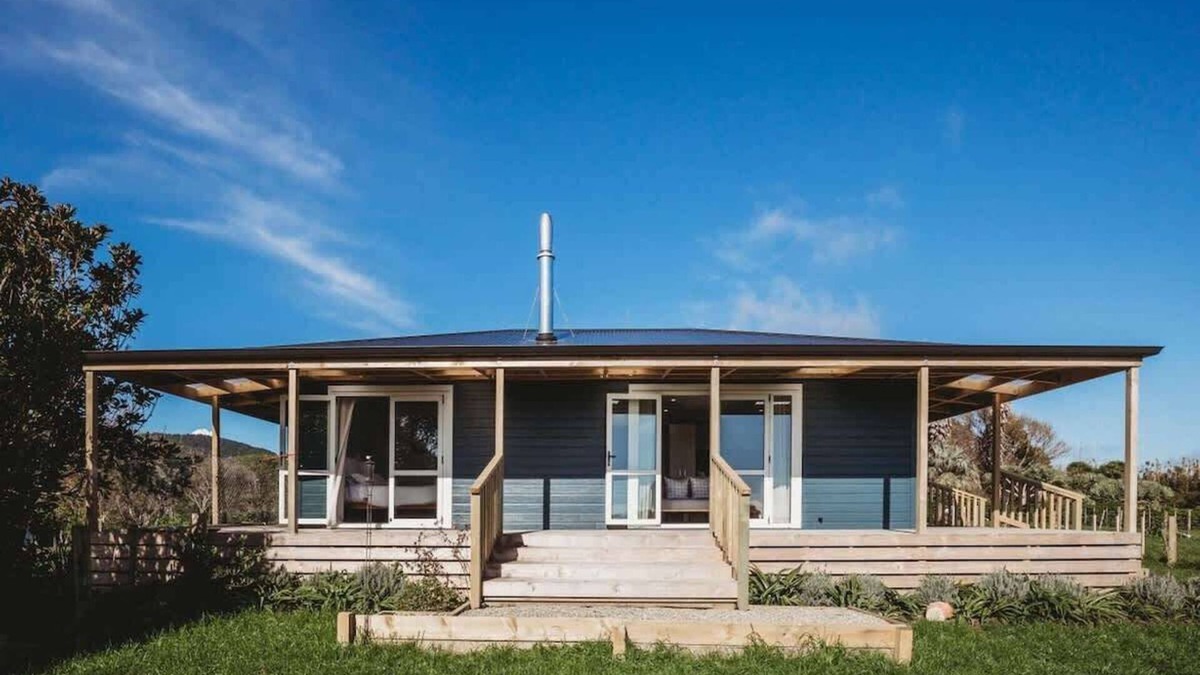 Tataraimaka Cottage | Weld Cottage near Tataraimaka Beach