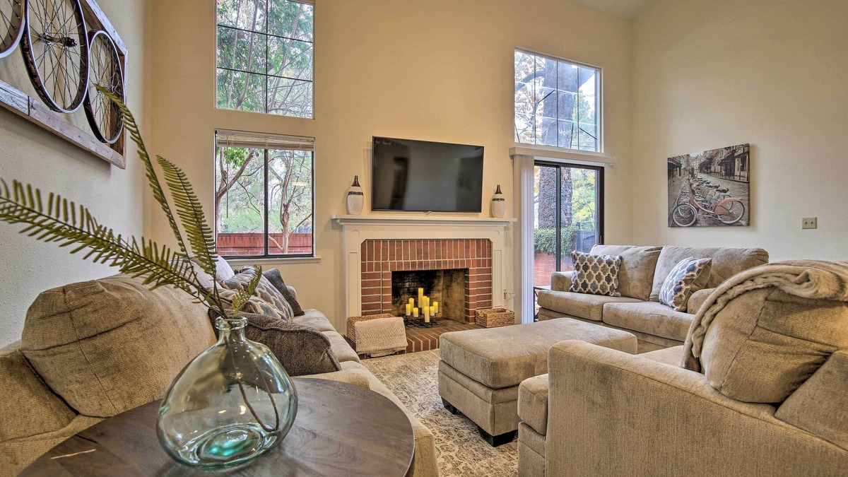 Davis Condo | Well-Appointed Condo Across Street from UC Davis!