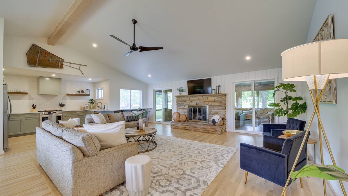 Tulsa House | Well-Appointed Tulsa Home w/Fire Pit & Patio!