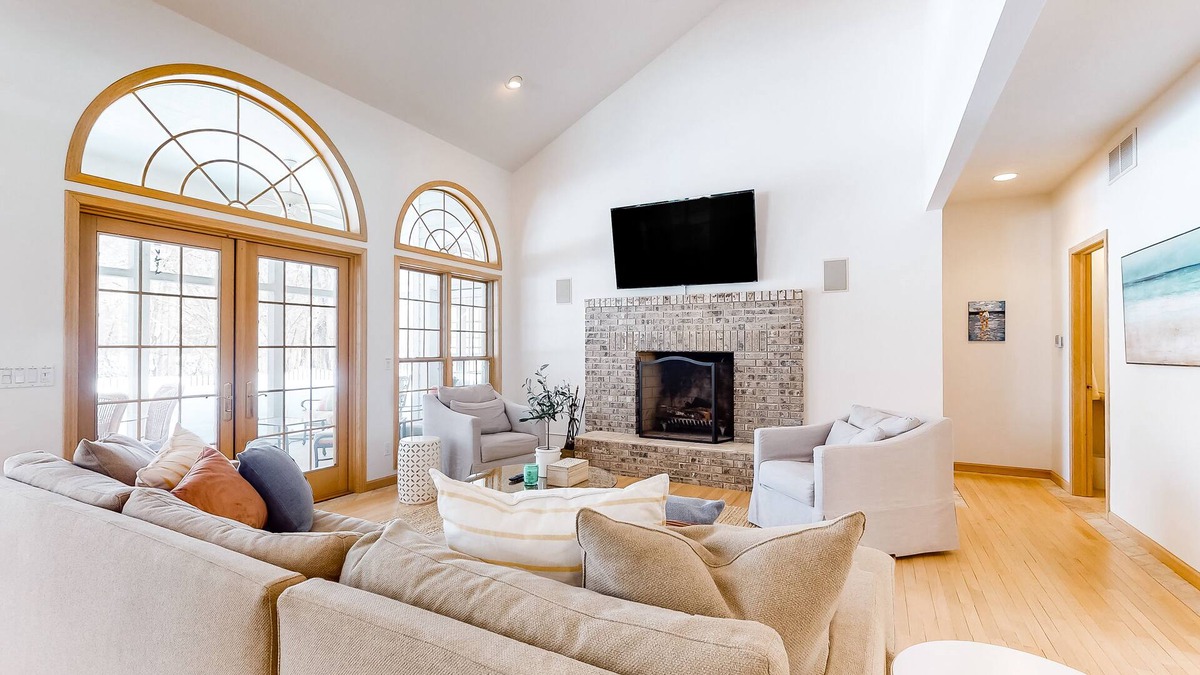 Grand Beach House | Well-equipped home with private beach access, outdoor pool, hot tub, sauna, WiFi