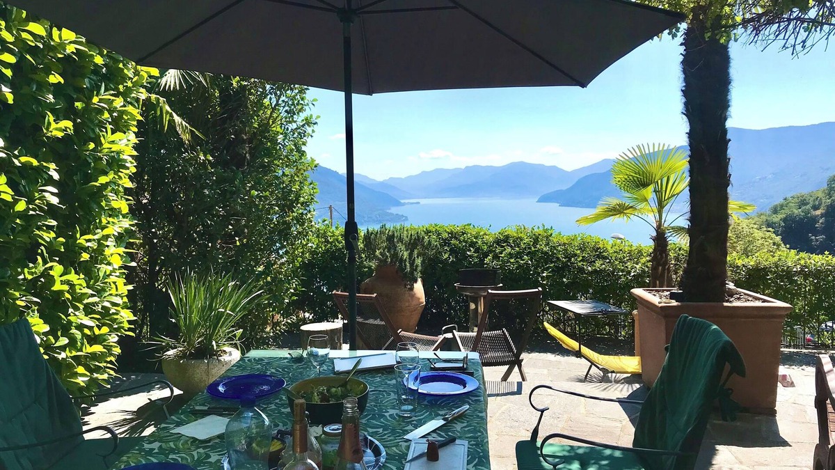 Brissago House | Well-kept vacation home with large garden terrace and wonderful lake view