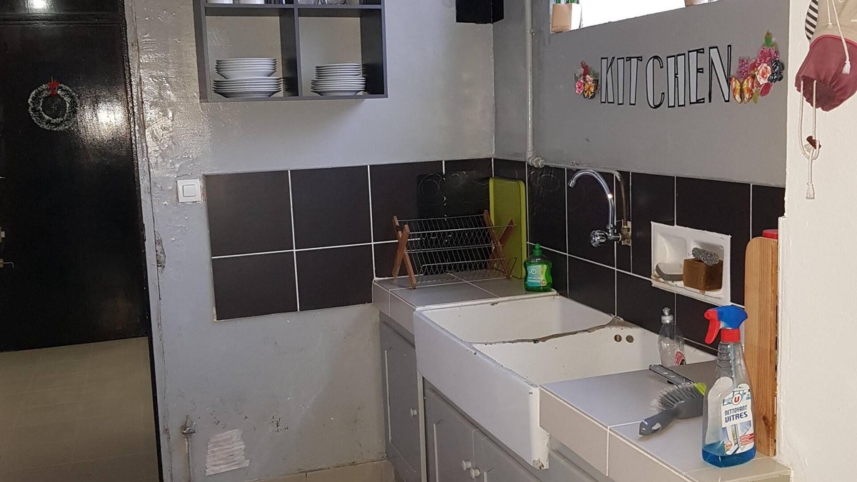 Douala Apartment | Well located opposite the governor's home, quiet and very welcoming