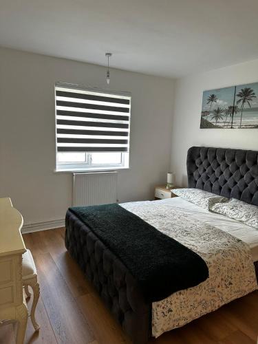 Oxford House | Well Sleep Bedroom