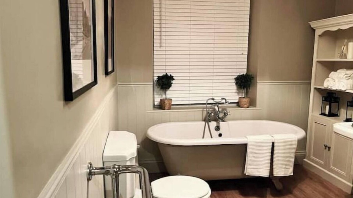 Ilkley Cottage | Wellington Cottage