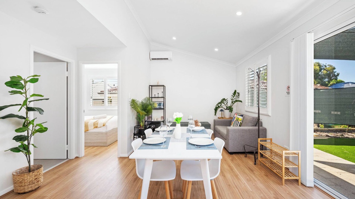 Wembley House | Wembley Nook Retreat