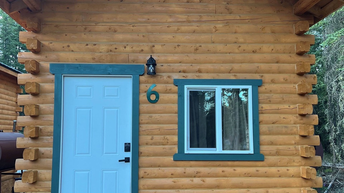 Tok Cabin | Werlein Rentals Cabin #6