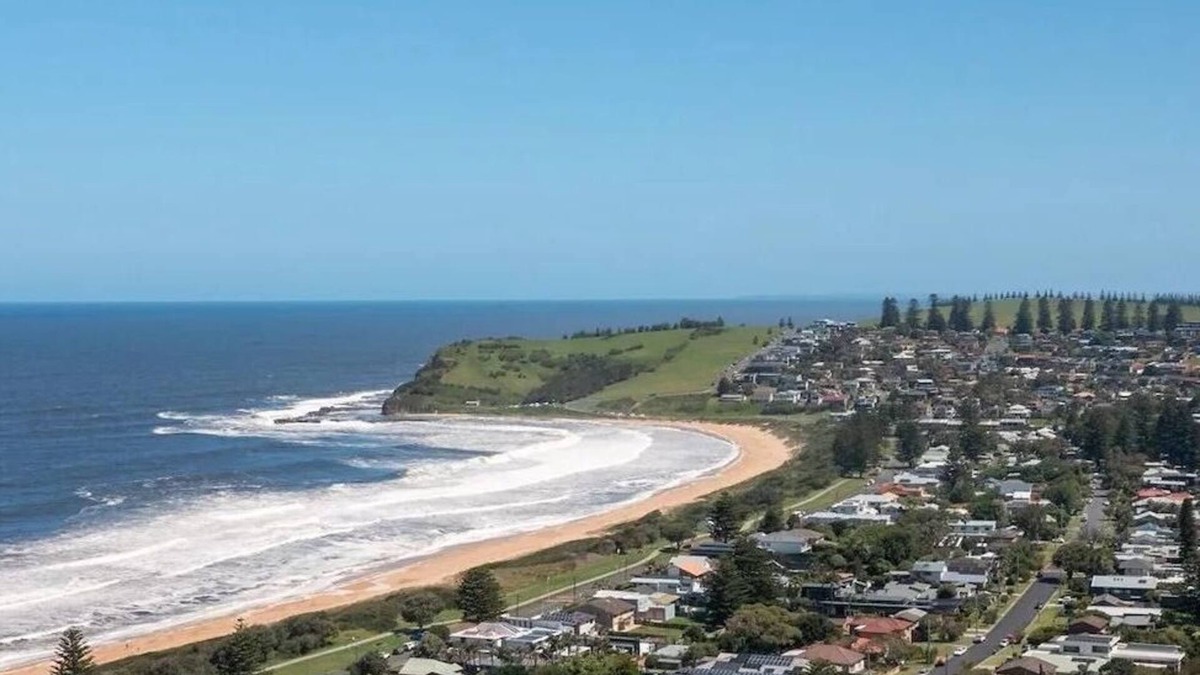 Werri Beach House | Werri Dunes - Set in a prime location just a short walk from the crystal blue waters of Werri Beach