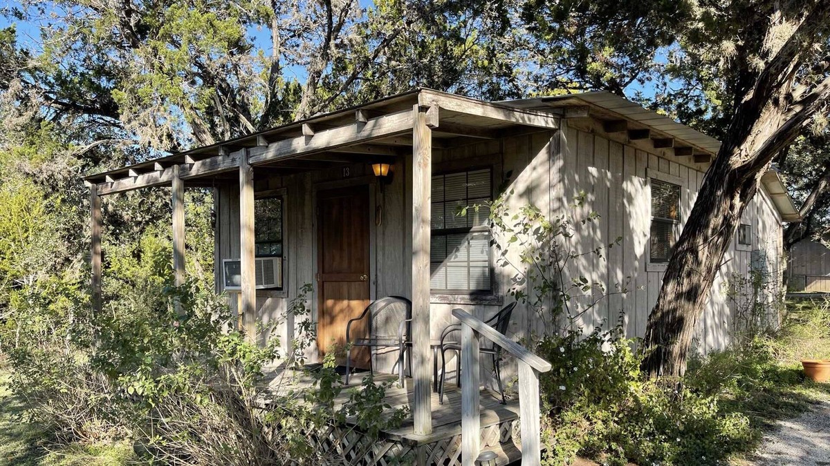 Bandera House | West 1077 Guest Ranch - Juniper Cabin 13
