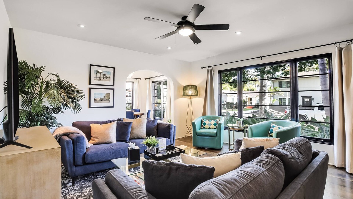 West Beach Villa | West Beach Villa 3 - well-loved, historic property featured in books, magazines - walk to beach!