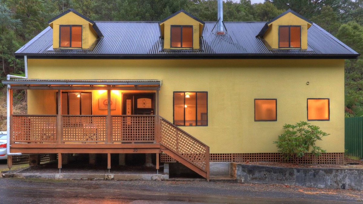 Queenstown House | West Coast Holiday Home