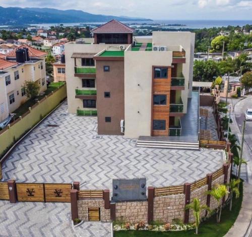 West Gate Hills Apartment | West Gates Get Away