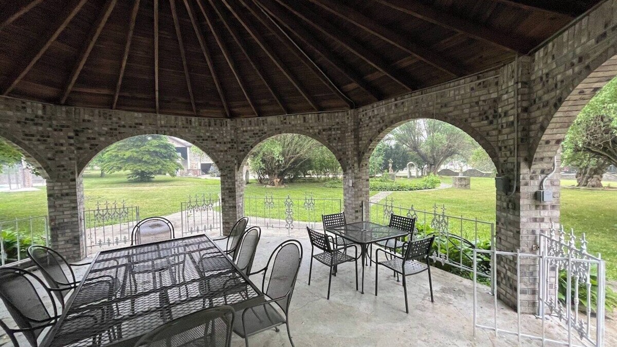 Fennville House | West Michigan Spanish Compound - Pool - Sport Court - Game Room - 1.7 acres