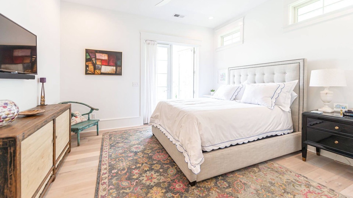 Georgetown House | West Suite-Charming 🕊️ Bleubird Studio + Suites -Art Yoga Boutique Stay