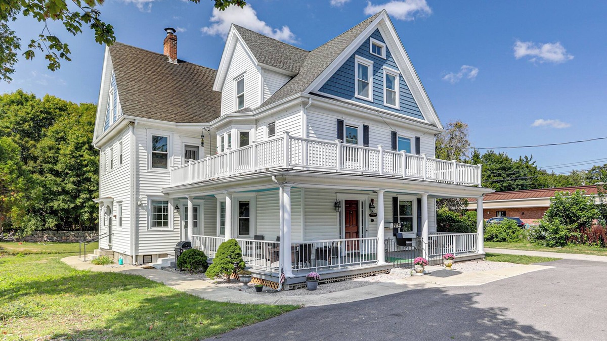 Westerly Apartment | Westerly Apt Steps From Downtown + Beaches Nearby
