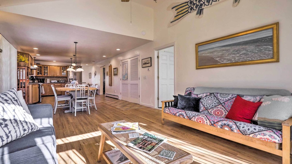 Westerly House | Westerly Vacation Home: Town Beach Access