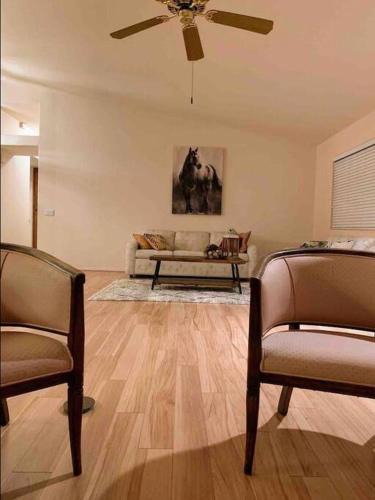 Hemet House | Western Horizon Home
