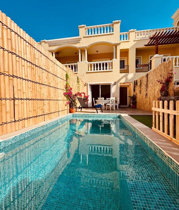 Al Hamra Village Villa | Western Townhouse with swimming pool