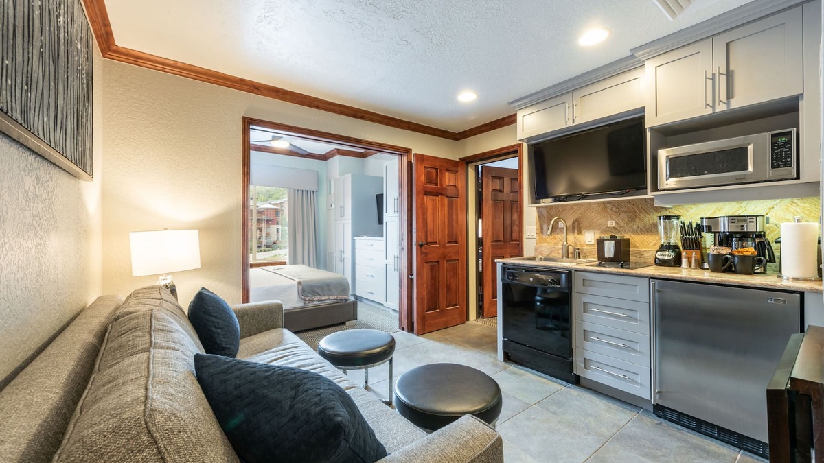 Park City Hotel | Westgate renovated - 1BDR 360sqf, kitchenette