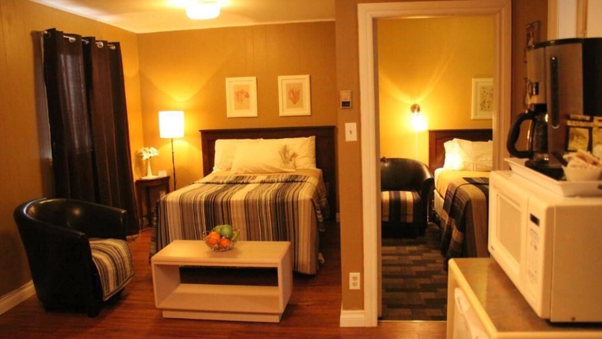 Vegreville Hotel | Westview Motel