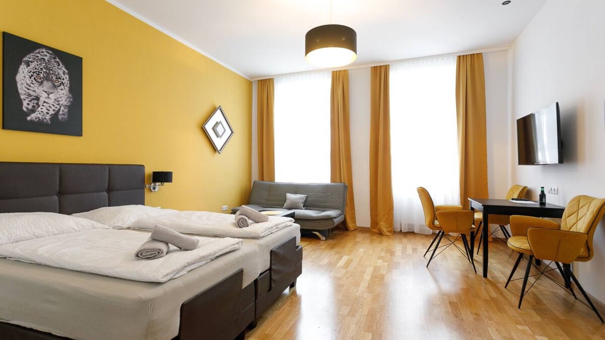 Funfhaus Apartment | WF-Apartment near Westbahnhof Top 21