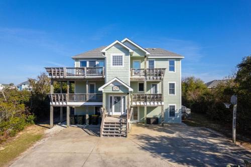 Whalehead Beach House | WH582 Beachnuts Too