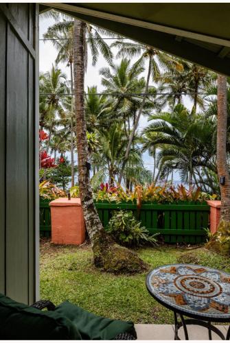 Kehena House | Whale House at Kehena Beach
