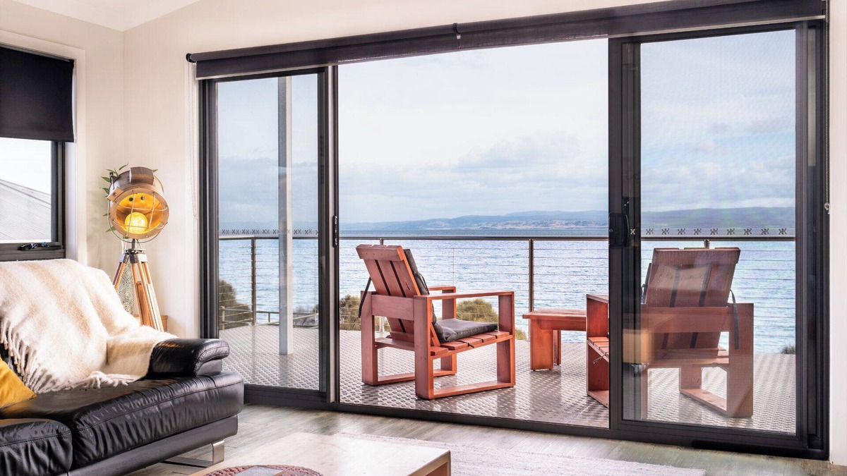 Coles Bay House | Whale Watcher 1 - Freycinet Holiday Houses