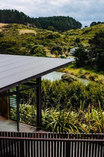Raglan House | Whare Tatū