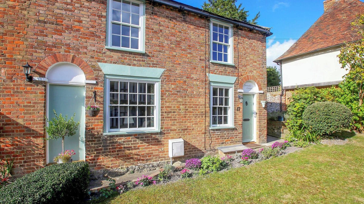 Hollingbourne Cottage | What a find in Hollingbourne.