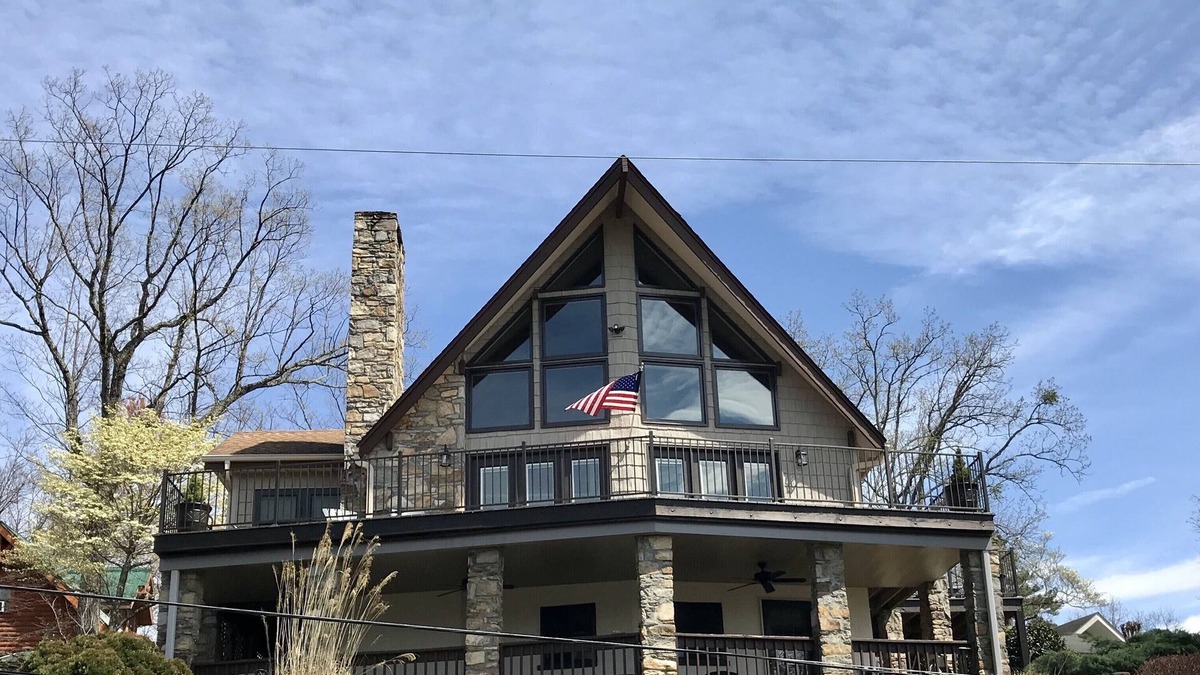 Lake Lure House | What a View! Rumbling Bald home on top of Young’s mountain.