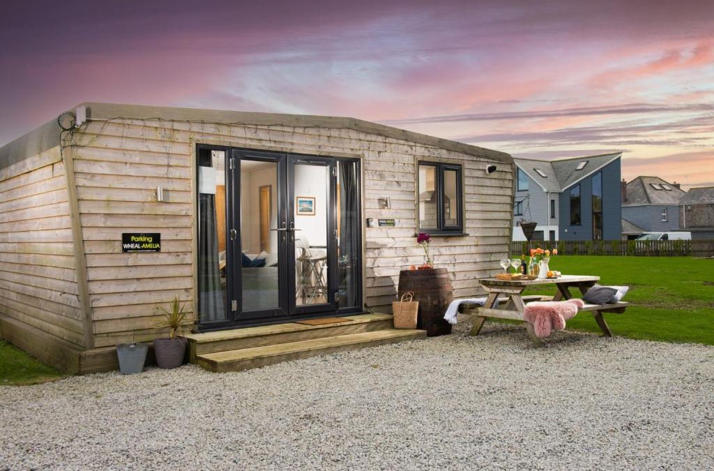 Helford Passage Apartment | Wheal Amelia- Beautifully Fitted Wooden Lodge Helston Cornwall
