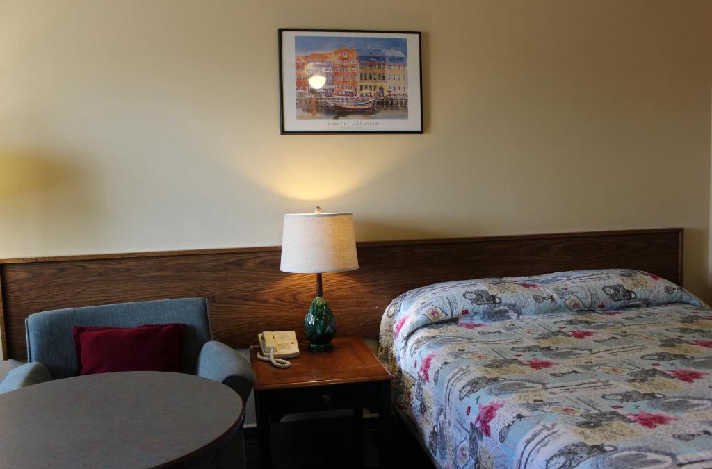 Vulcan Hotel | Wheatland Motel