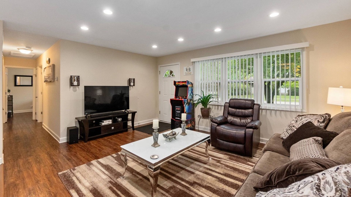Wheeling House | Wheeling Rental