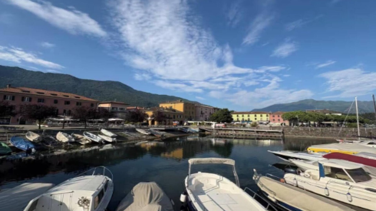 Colico Piano Apartment | Where Elegance Meets the Water’s Edge – A Lakefront Villa Retreat